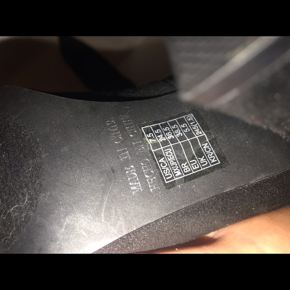 Block Heels - Picture 2 of 2